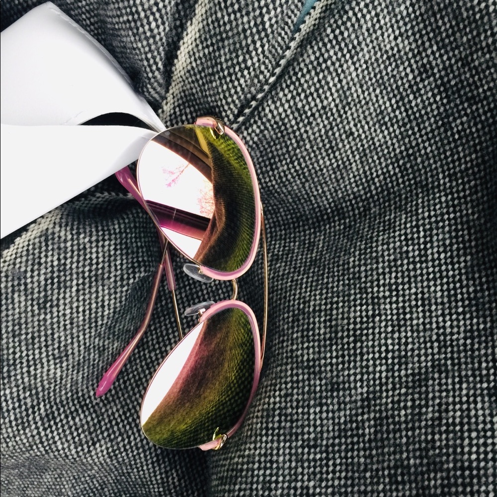 Sun glasses - Picture 4 of 8